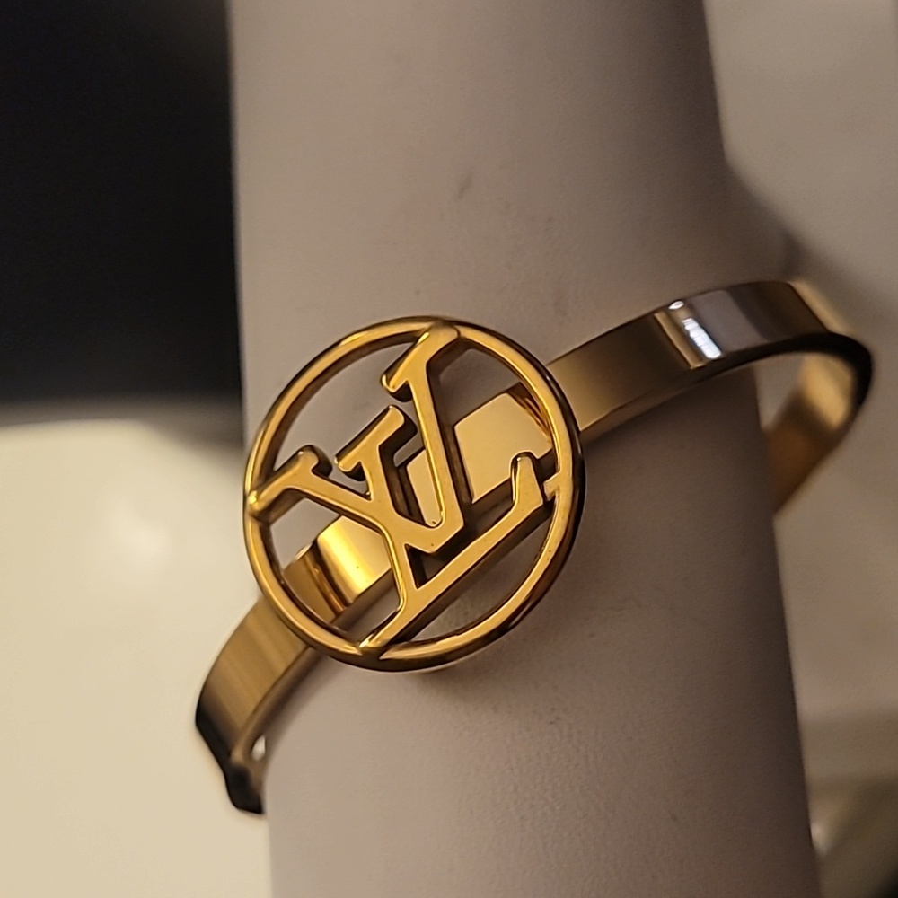 ONE REMAINING! LV GOLD bracelet
